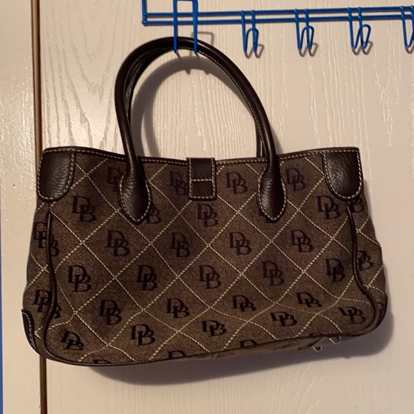 Dooney and Bourke bag - Picture 2 of 11